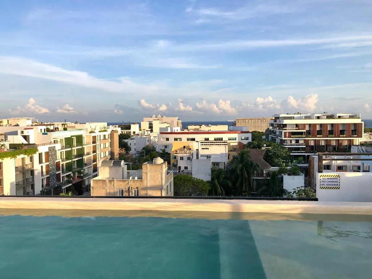 Rentas Vacacionales Torre Diez Playa del Carmen Messico
