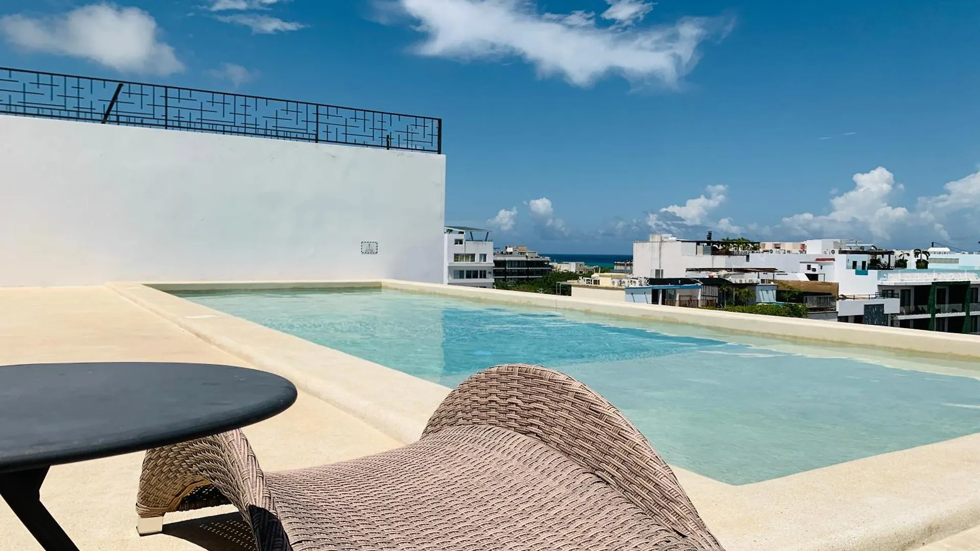 Rentas Vacacionales Torre Diez Playa del Carmen